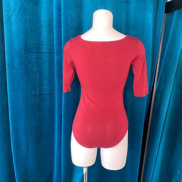 Heart & Hips Half Sleeve Bodysuit in Red - Picture 7 of 10